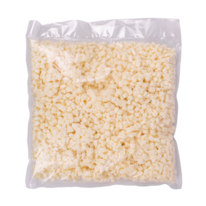 Продукт белковый Моцарелла Пицца кубик 40% 1000г Савушкин